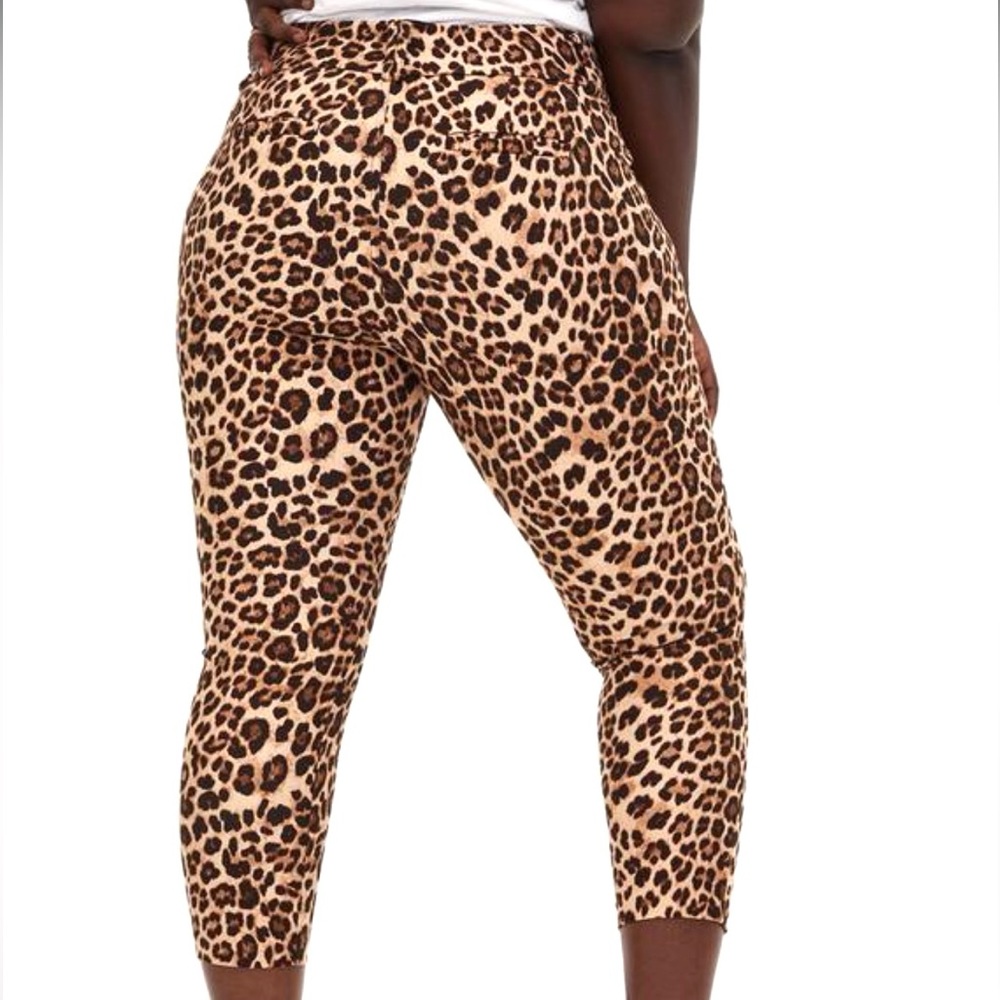 🌺TORRID STUDIO Leopard Ankle Skinny Pants🌺 - Picture 9 of 16